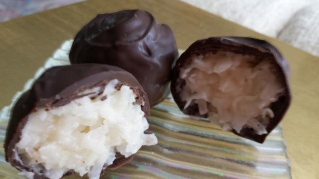 Chocolate Coconut Truffies